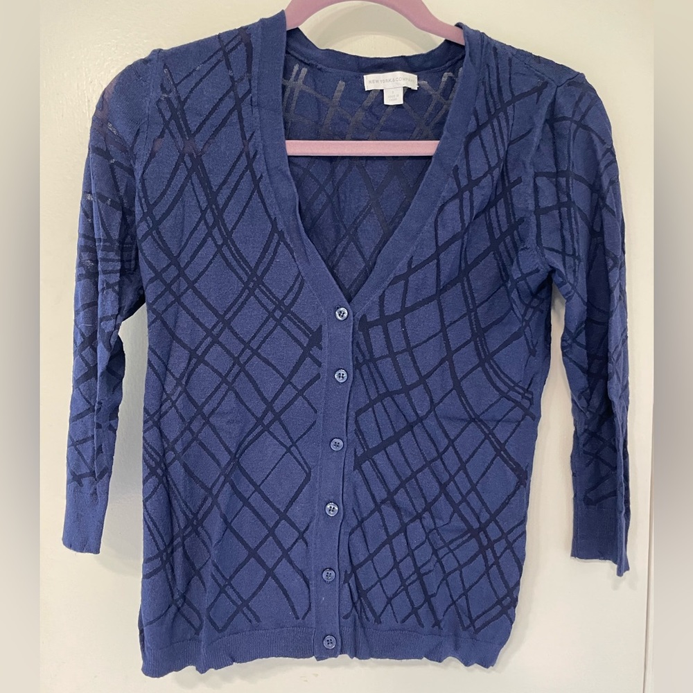 NY & CO cardigan sweater.
